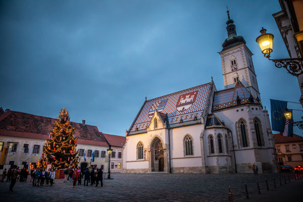Advent Zagreb - Zagreb Christmas Market - Best Christmas Market in Europe