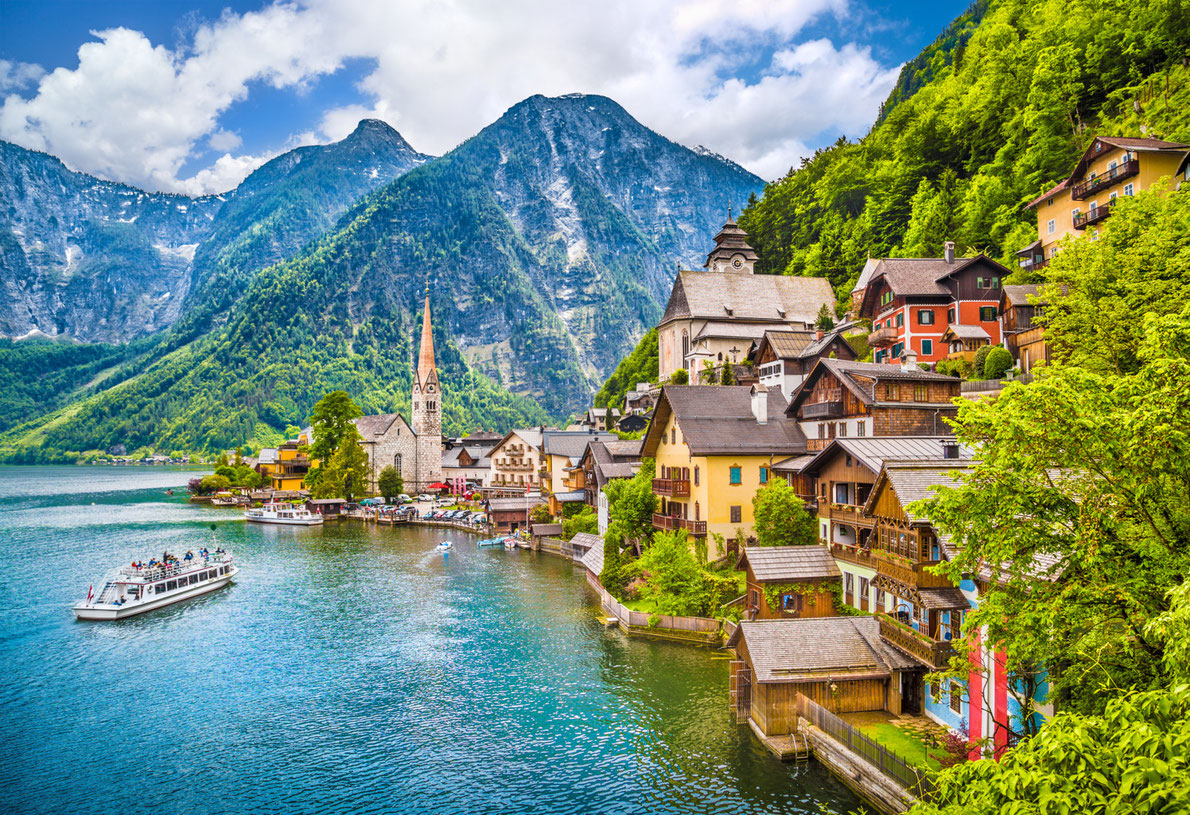 Most beautiful landscapes in Europe - Hallstatt - Copyright canadastock - European Best Destinations
